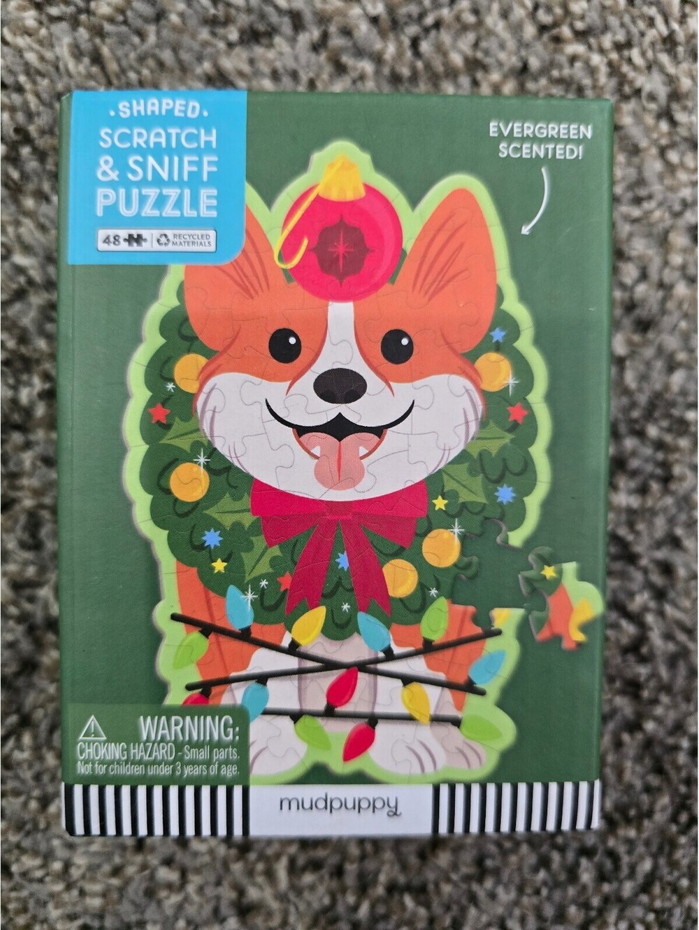 Mudpuppy Christmas Corgi Shaped Scratch & Sniff Puzzle - Evergreen Scented, 48-P